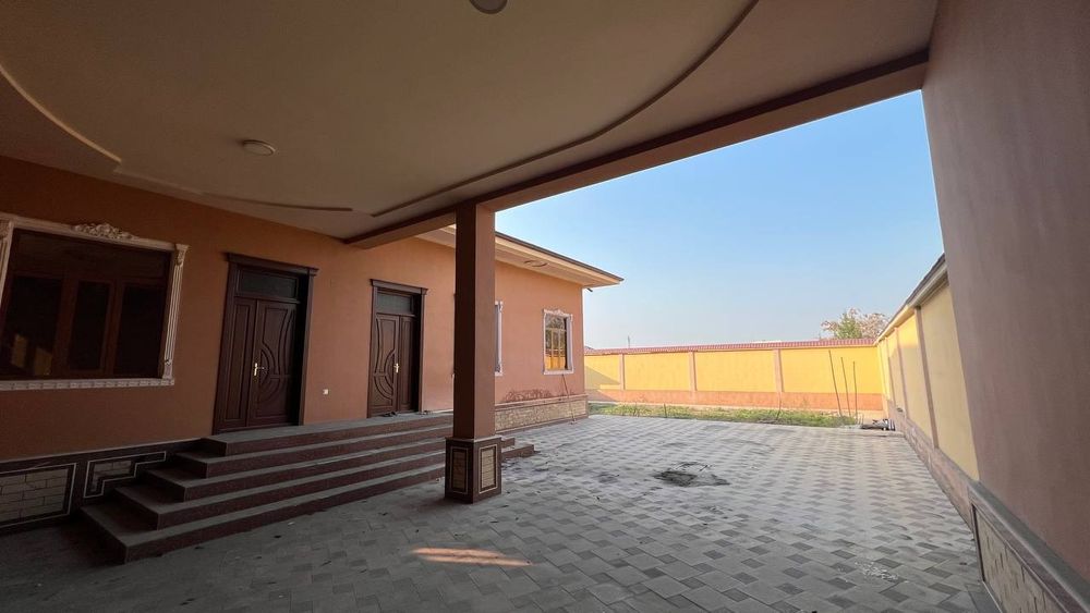 Люкс Ховли ижарага берилади.