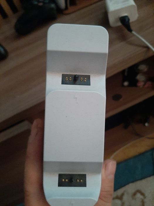Продам зарядку на пс 5