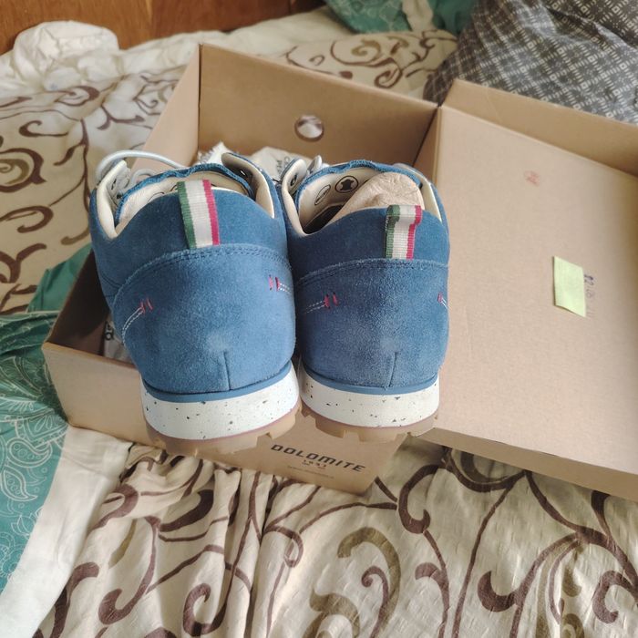 Vând pantofi sport Dolomite