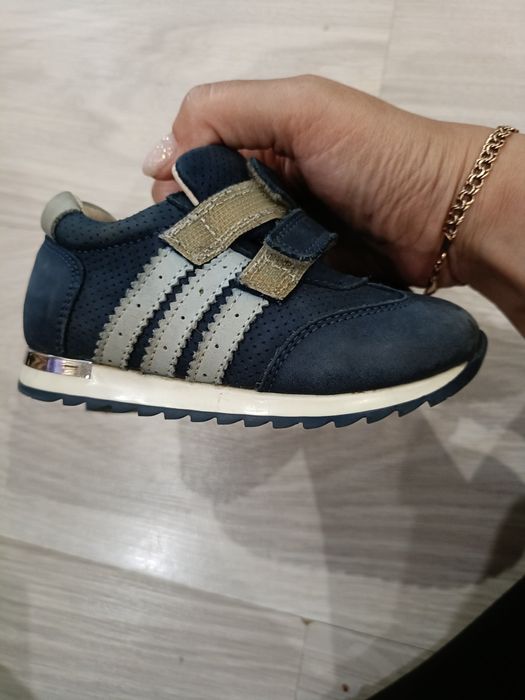 Продам 2 пары ортопедической обуви