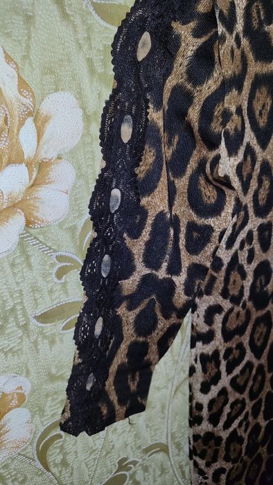 Продам платье леопардовое