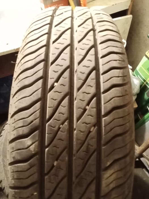Продам шины на 13.