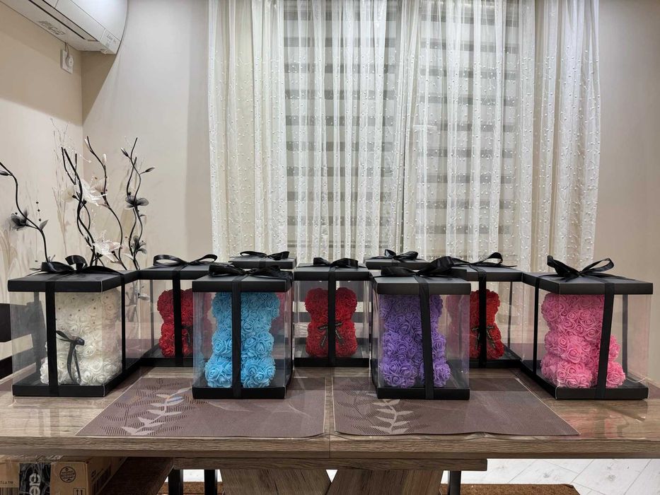 НОВО! Специален подарък за Свети Валентин – Мече от рози