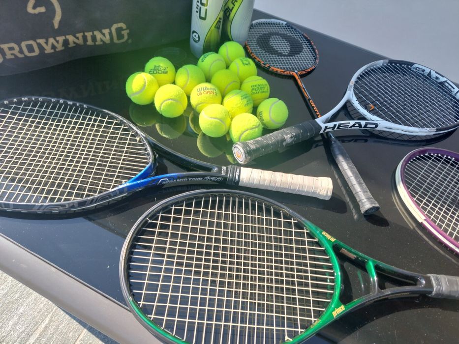 Vând Rachete de tenis