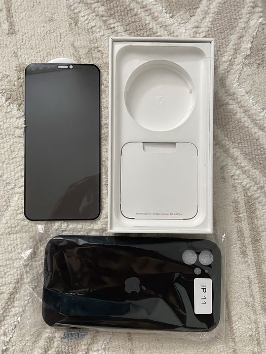 Продам айфон 11 64 гб