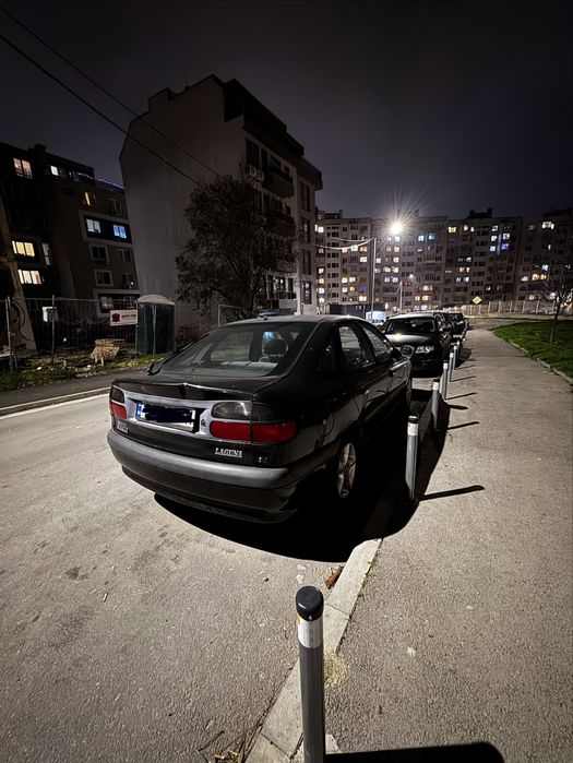 Renault Laguna 1.8 бензин 1994г.