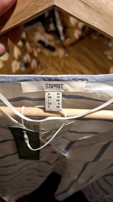 Vand vamasa Esprit maneca lunga.