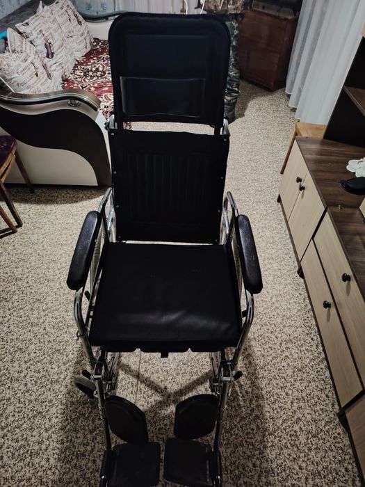 Кресло -коляска инвалидная