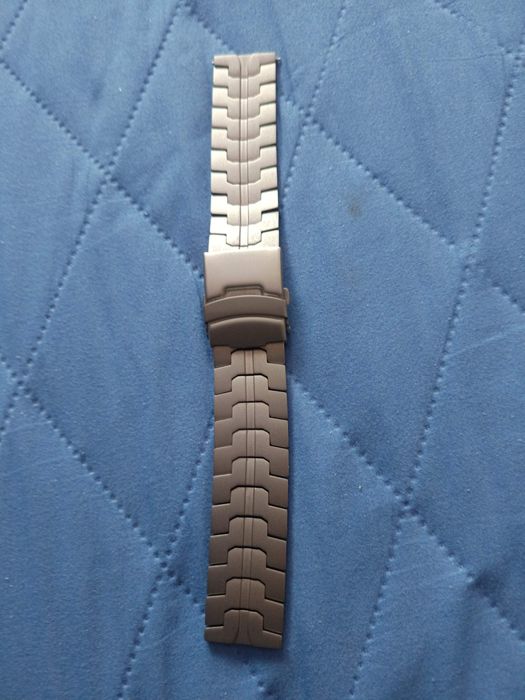 Vând smartwatch Asus Vivo Watch S P,super ofertă.