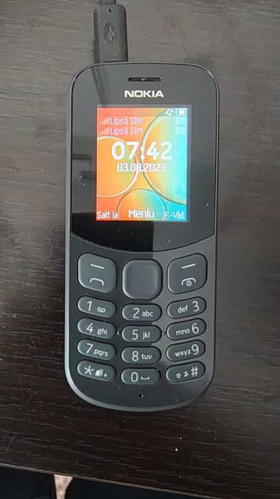 Nokia 130 cu taste
