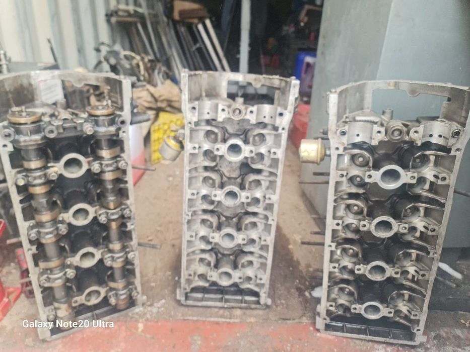 Головки и блок 406 , радиатор