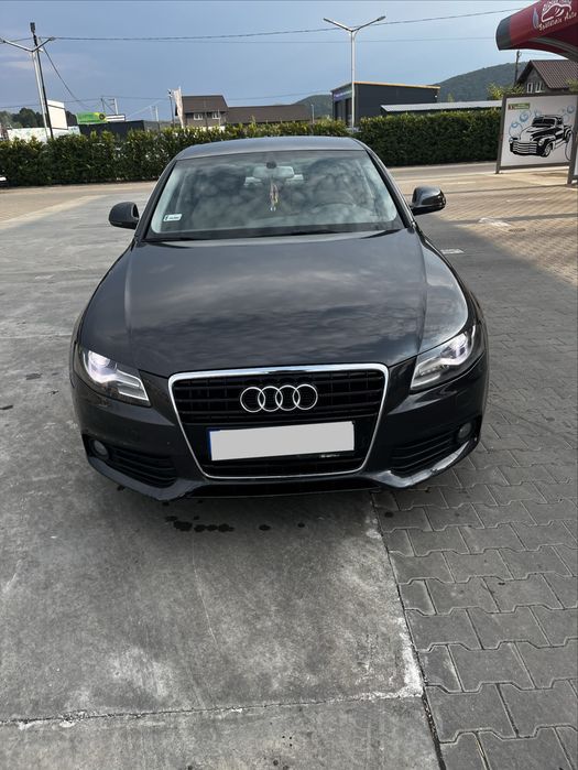 Audi A4B8 2009 2.0 tdi 143 cp automat piele full led xenon recent adus numere valabile