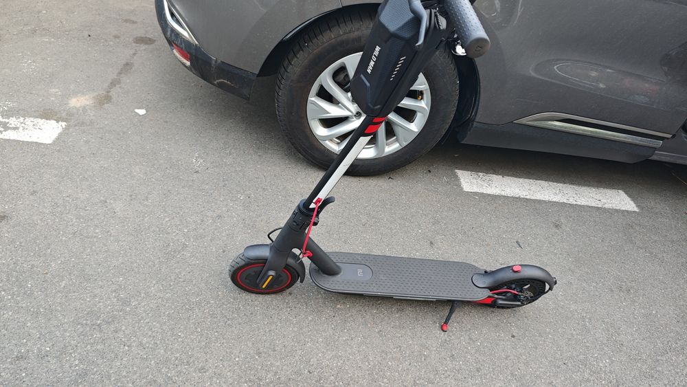 trotineta electrica Xiaomi mijia M365 PRO