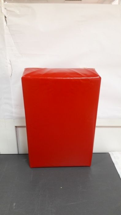 Perna box cu montaj pe perete 60 x 40 x 10 cm