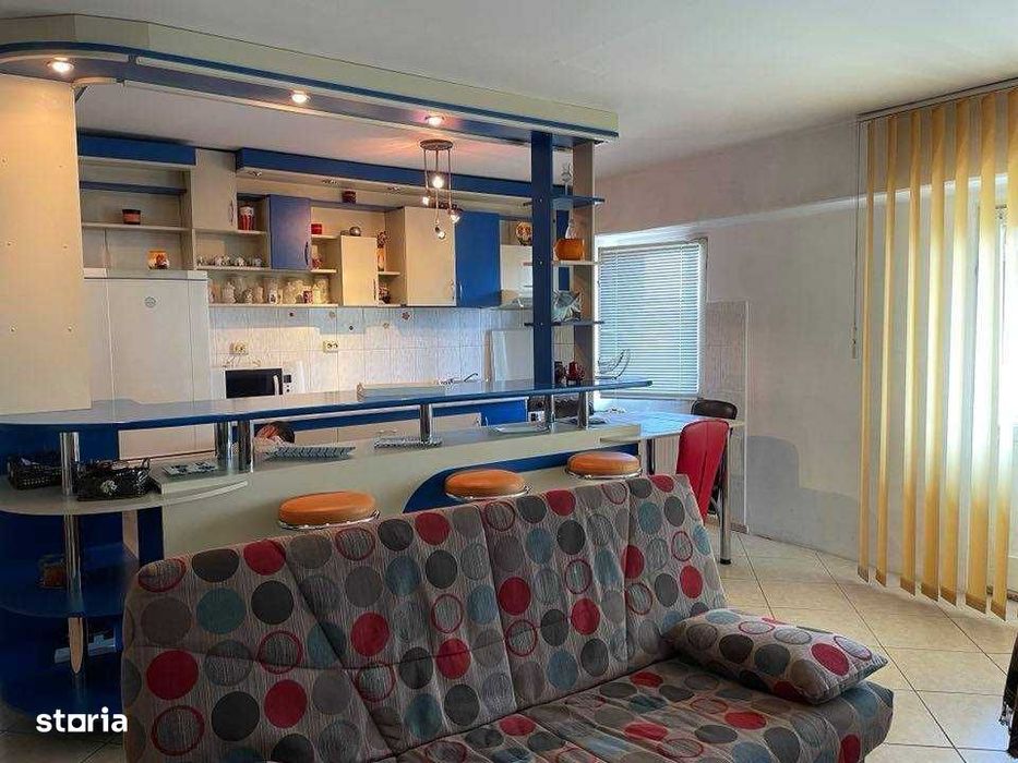 Apartament 3 Camere Decomandat, Etaj 6, Balcon 12 m – CUG, Vedere Cetă — fotografia 3