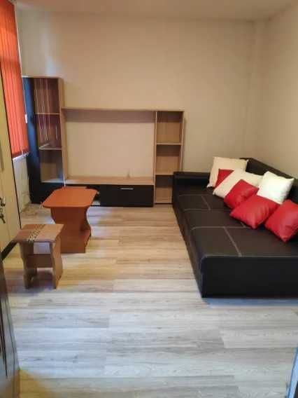 Дава се под наем Тристаен апартамент в Пловдив, Каменица 2 - 85 кв.м за 448.8 € - Снимка #1