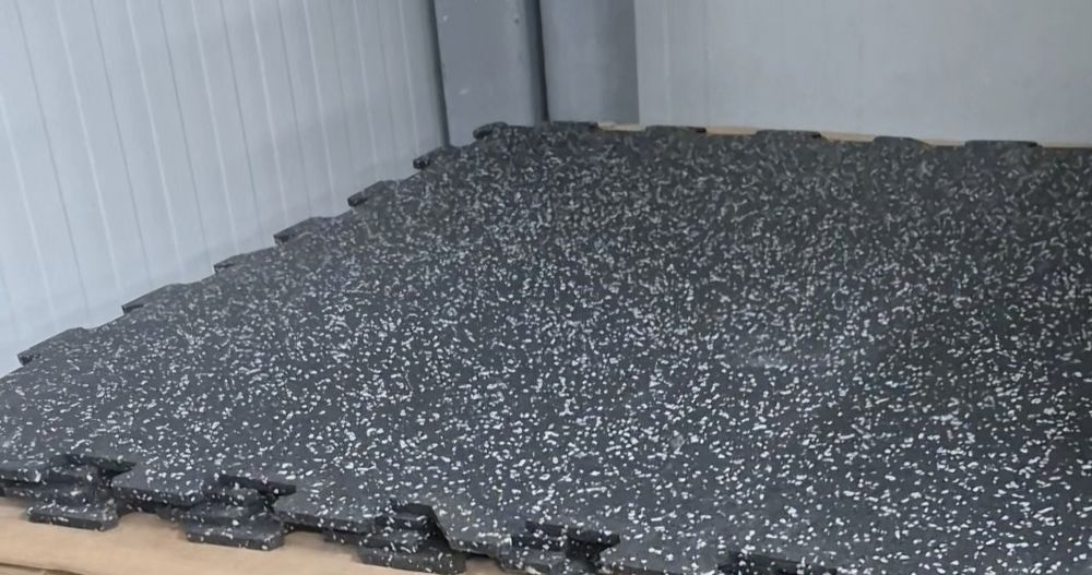 Подова настилка/ Гумена Фитнес настилка плоча - пъзел   956×956×8 см