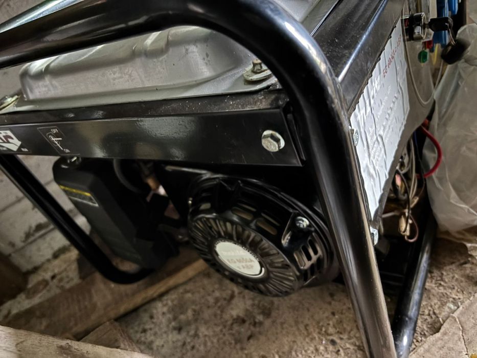 Makita Генератор