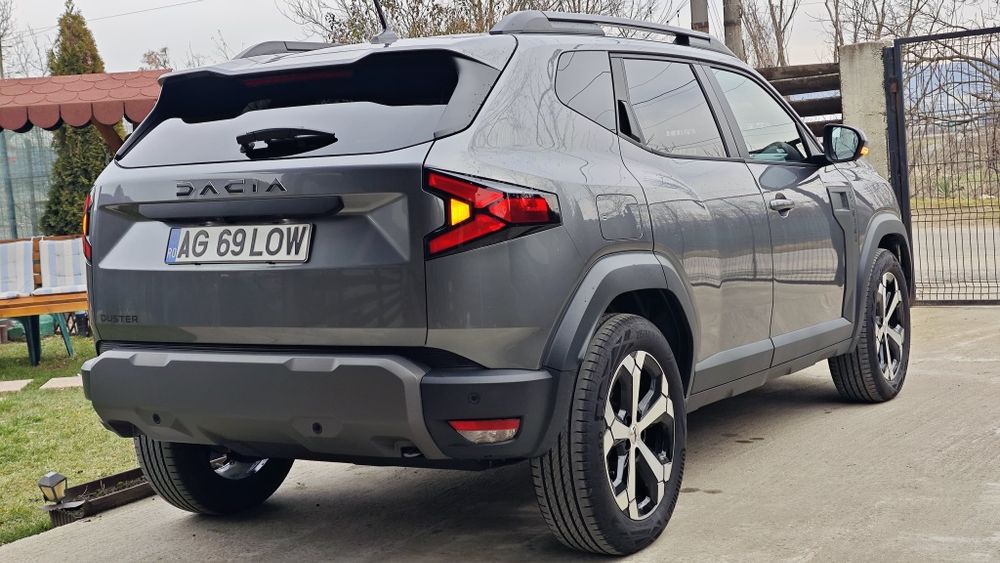 PRET:19.700  DACIA Duster 3 GPL ,2025 Journey Eco G-100 ,ca NOUĂ!