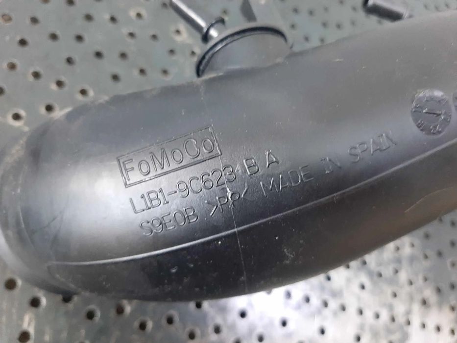 tubulatura admisie 1.0b bzja ecoboost hybrid  ford puma 2022  l1b1-9c623-ba