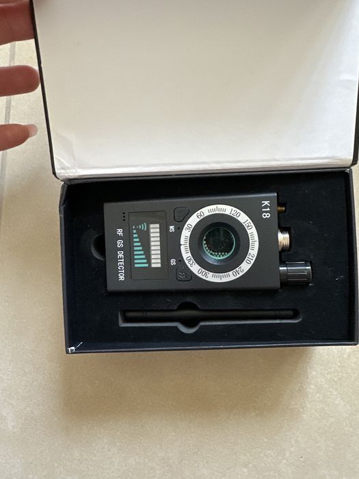 Detector Camere Microfoane Anti Spionaj