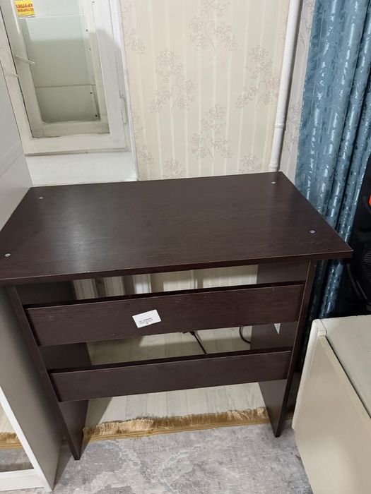 Продаётся новый  Письменный стол