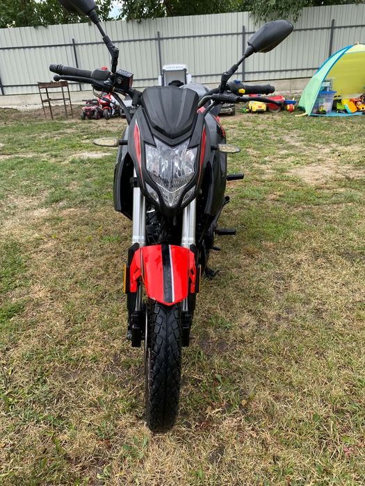 Vând motocicletă de 125cc