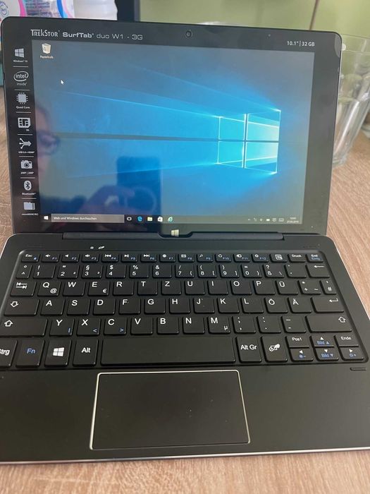 TrekStor SurfTab duo W1 3G таблет-лаптоп