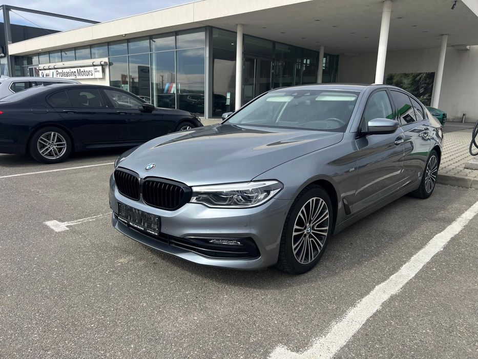 BMW Seria 5  520d  G30