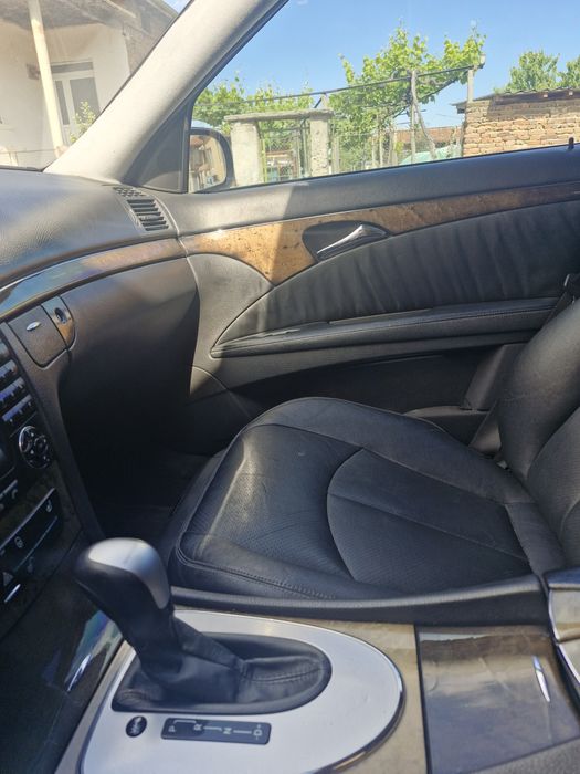 Мерцедес  Е class w211 Avangarde