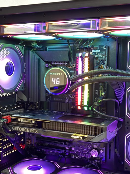 PC Intel I5 14600k RTX 5060 32 GB ram Nvidia Intel Nou