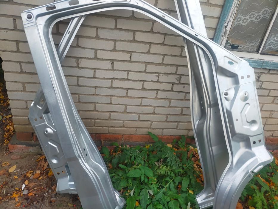 Продам кузовные части на Газель НЕХТ