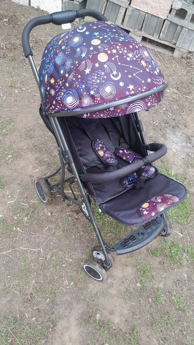 Продам коляску в отличном состояние