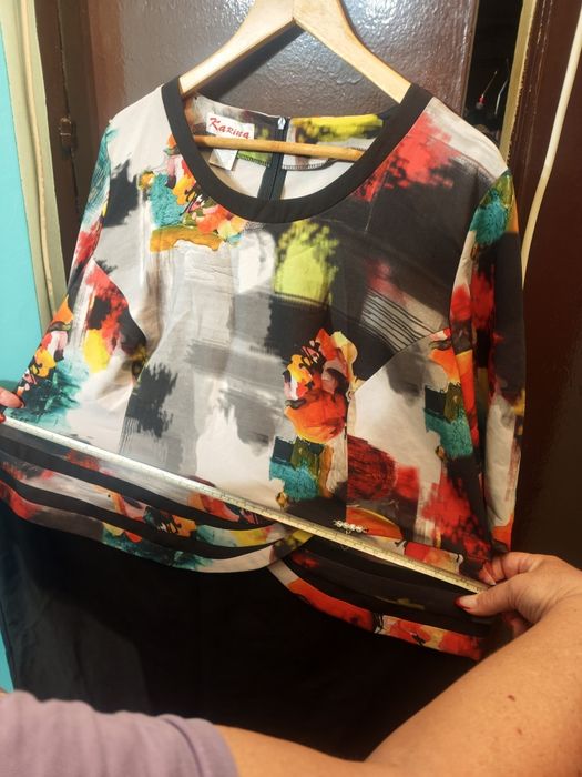 Rochie dama xxl purtata la o ocazie