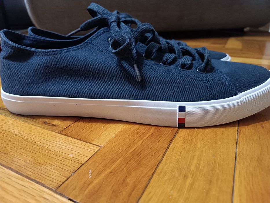 Нови кецове Pier one