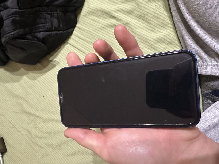 iPhone 12 128гб.