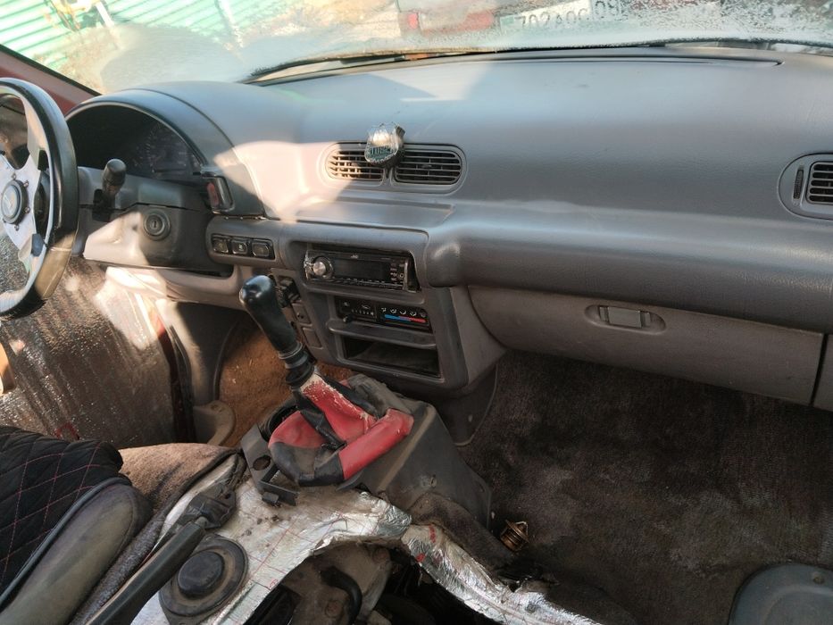 Ниссан Серена с23 на Разбор