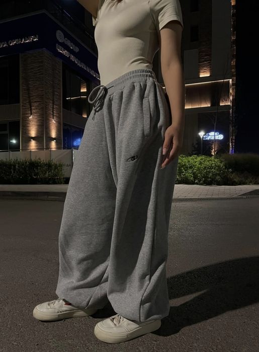 Широкие штаны с резинкой