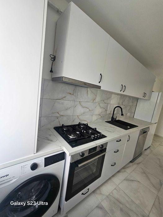 Apartament cu 3 camere