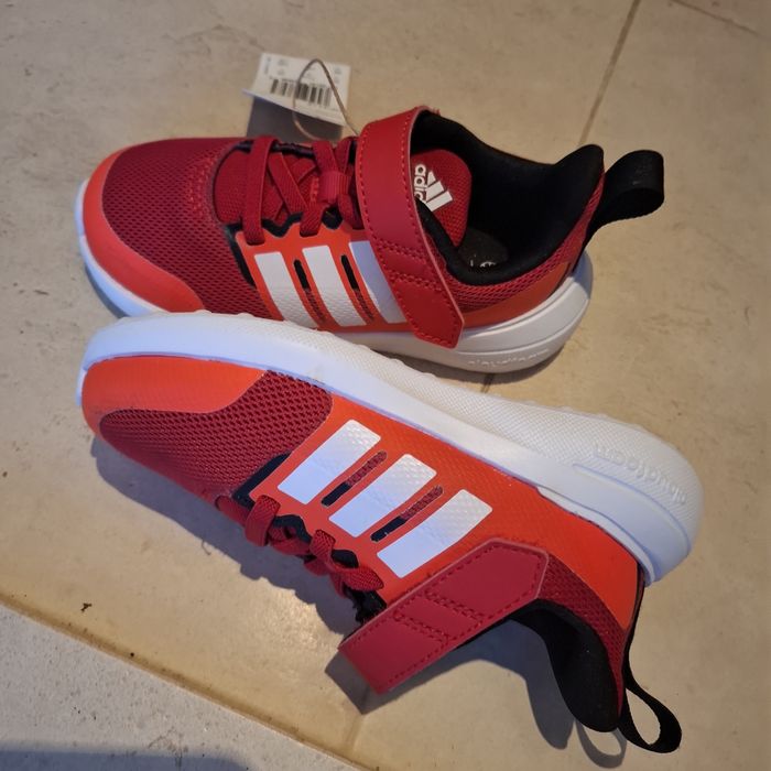 Нови Адидас номер 25