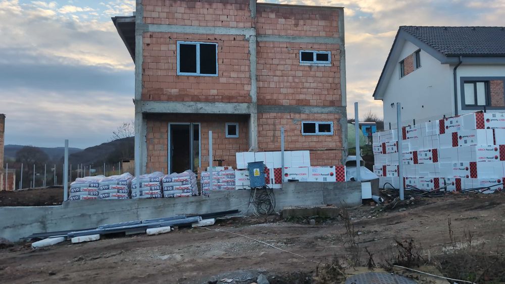 Case de vanzare direct de la dezvoltator.