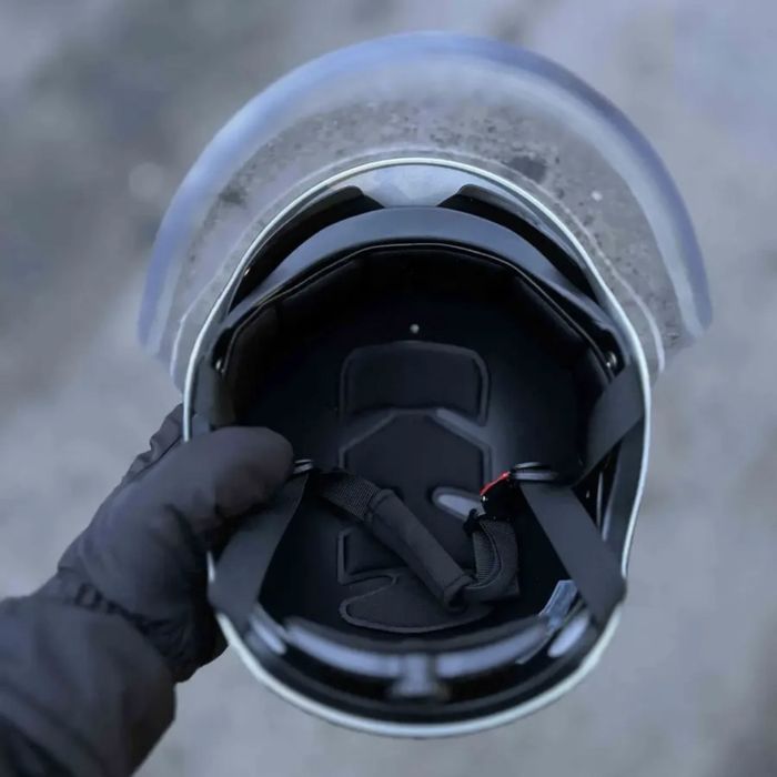 ШЛЕМ с визором и солнцезащиткой