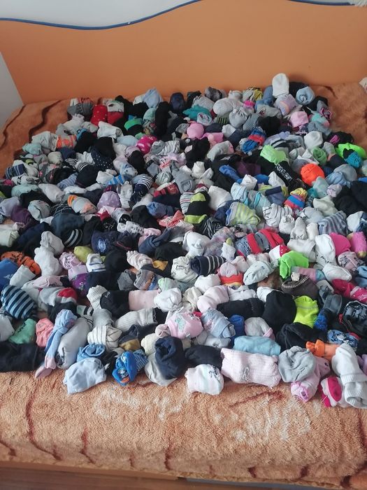 OFERTA :370 perechi de ciorapi pentru copii