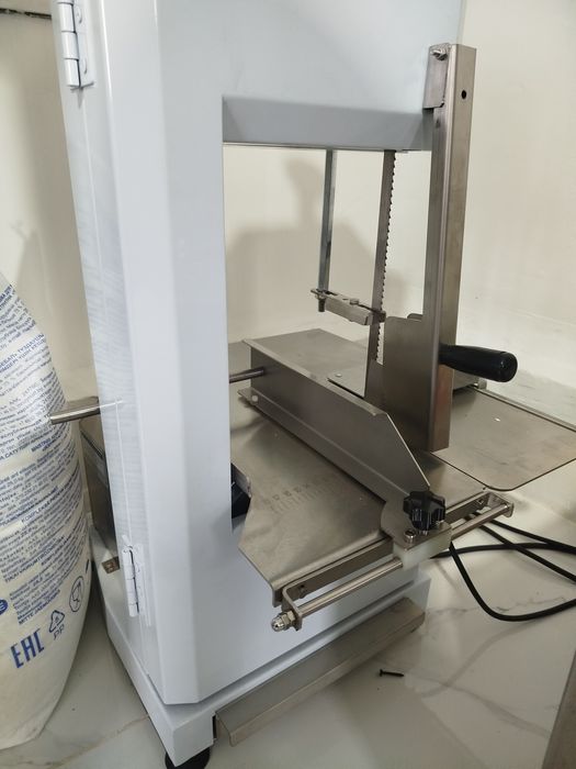 Пила для мясо.Новая