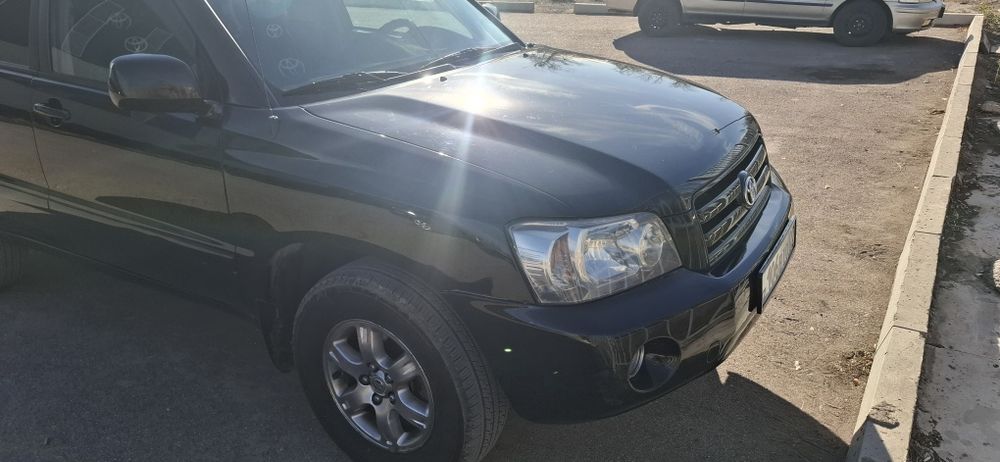 Автомобиль тойота