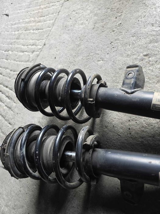 Предни амортисьори BMW E60/E61 530 4х4