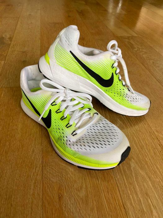 Маратонки Nike 36.5 номер