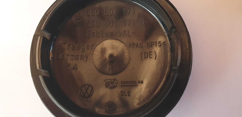 Оригинални немски капачки за джанти 5G0 601 171 от Фолксваген.