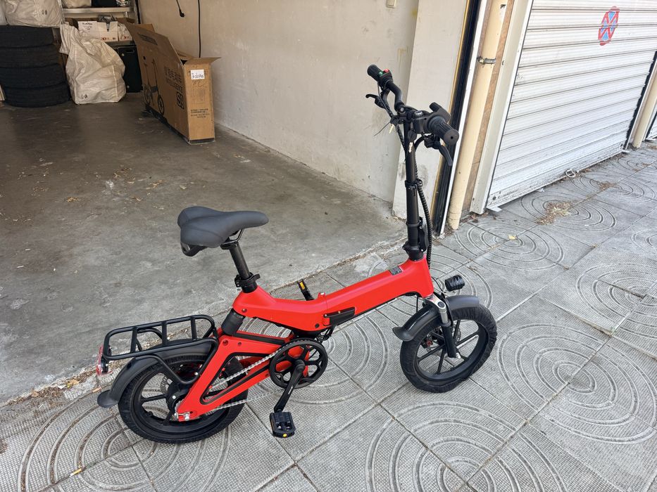 Продавам елекреически велосипед 16"