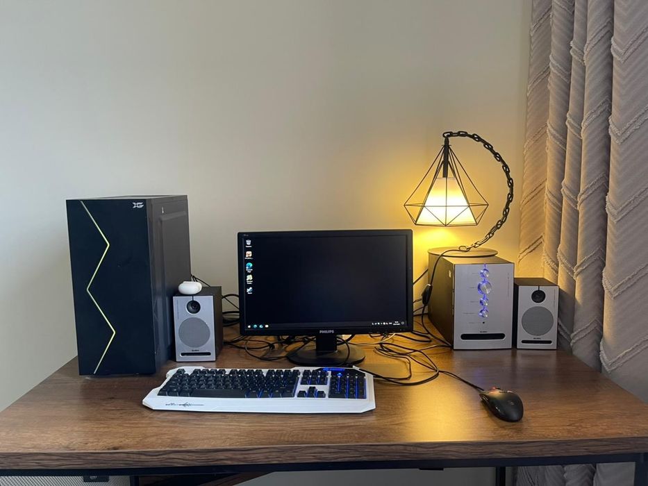 Комплект ПК и стол